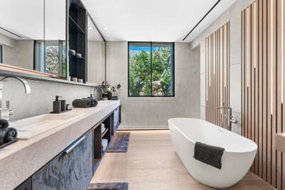 Bathroom (1)
