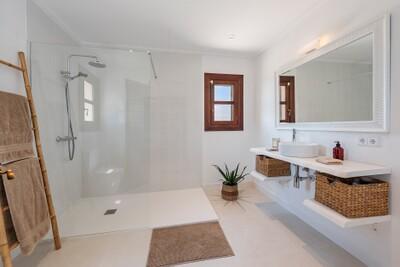 Bathroom (1)
