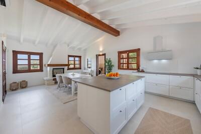 Kitchen (1)