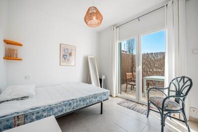 Bedroom (5)
