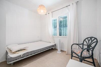 Bedroom (6)