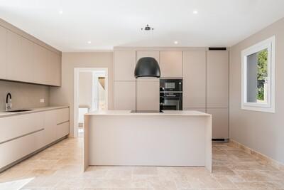 Kitchen (1)