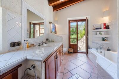 Bathroom (1)
