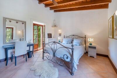 Bedroom (2)
