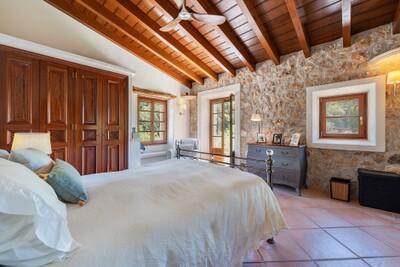 Bedroom (4)