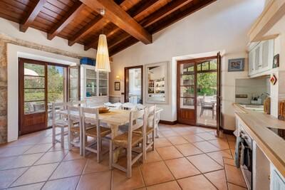 Kitchen (1)
