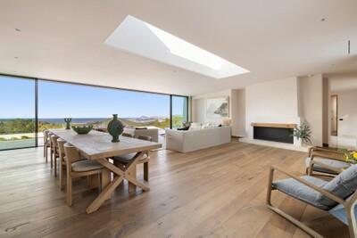 04 Farm 1 - Living Room