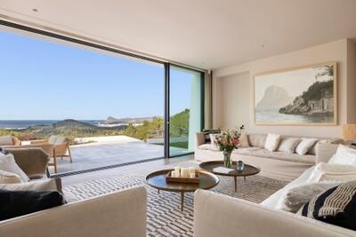 05 Farm 1 - Living Room