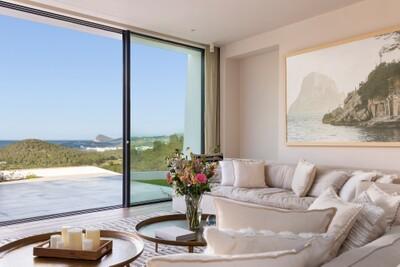 11 Farm 1 - Living Room