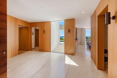 Entrance Hall.jpg