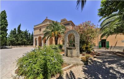 Ariany Church.jpg