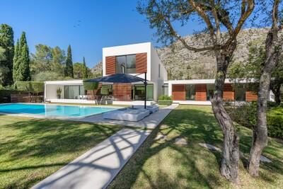 Exterior and Pool (2)