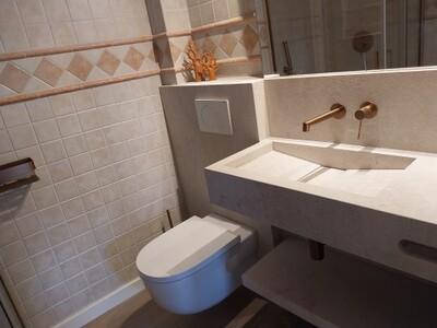 Bathroom (24)