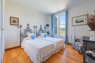 Bedroom (2)