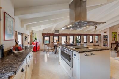 Kitchen (2)