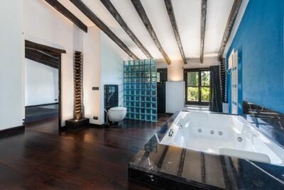 Bathroom (1)