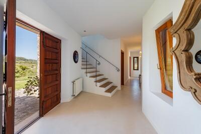 Entrance Hall (2)