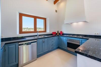 Kitchen (1)