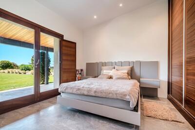 Bedroom (1)