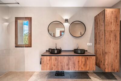 Bathroom (3)