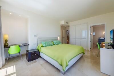 Bedroom (6)