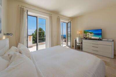 Bedroom (1)