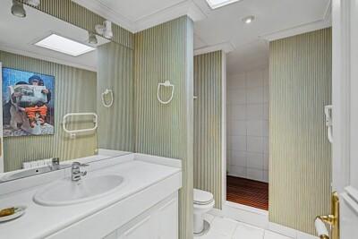 Bathroom (2)