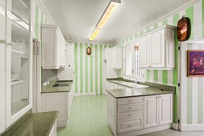 Kitchen (1)