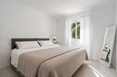 Bedroom (4).jpg