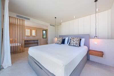 Bedroom (6)
