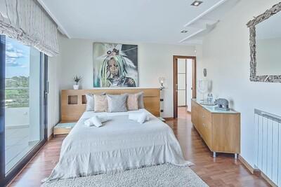 Bedroom (2)