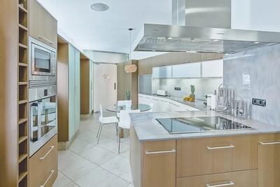 Kitchen (1)