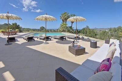 Pool Area (2)