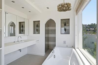 Bathroom (2)