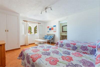 Bedroom (1)