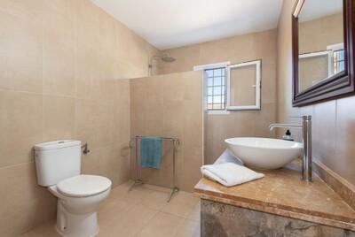Bathroom (2)