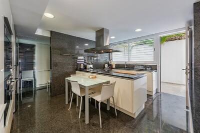 Kitchen (1)