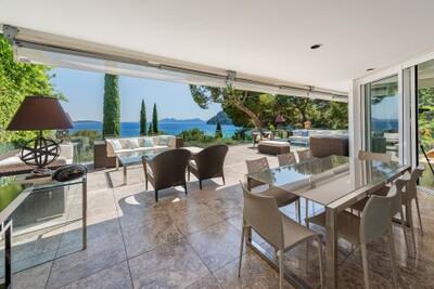Covered Terrace