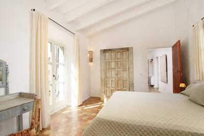 Bedroom (1)