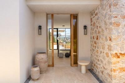 Entrance Hall (1)