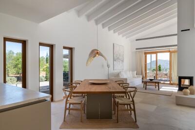 Dining (2)