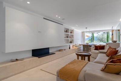 Living (4)
