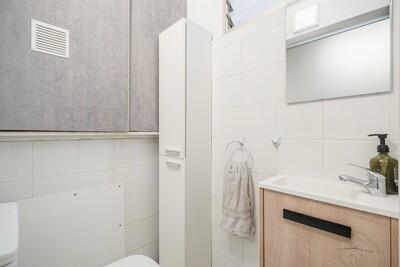 Bathroom (2)