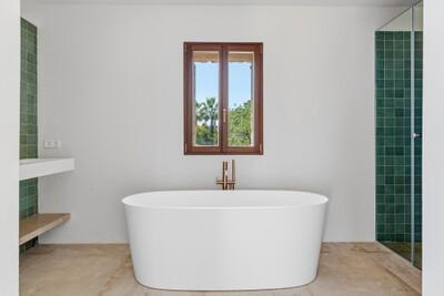 Bathroom (2)
