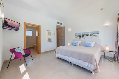 Bedroom (5)