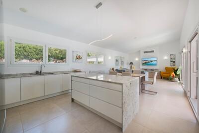 Kitchen (1)
