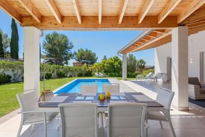 Covered Terrace (2)