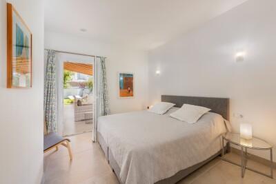 Bedroom (1)