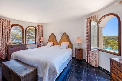 Bedroom (2)