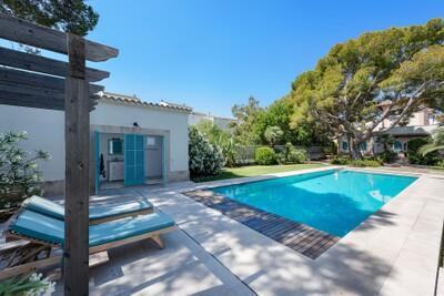 Swimming Pool (1)